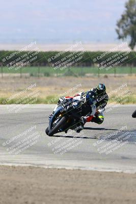 media/May-25-2025-Lets Ride (Sun) [[0ff033e448]]/A Group/11am (Grapevine)/
